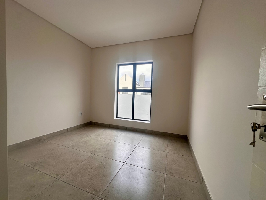 To Let 3 Bedroom Property for Rent in Laguna Sands Western Cape